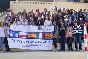 Το 5ο Γυμνάσιο υποδέχθηκε ευρωπαϊκά σχολεία από το Erasmus+ ΚΑ229 με τίτλο «Europe takes a breath»
