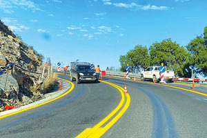 διερευνητικές τομές επί του Βόρειου Οδικού Άξονα Κρήτης, στο ύψος της Λυγαριάς, όπου και είχαν παρατηρηθεί σημαντικές ρωγματώσεις.