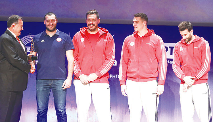 ΒΡΑΒΕΙΑ ΠΣΑΤ πόλο Ολυμπιακού