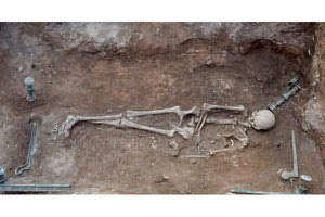 ΘΡΙΛΕΡ ΣΤΗΝ ΑΛΟΝΝΗΣΟ: Ανθρώπινος σκελετός