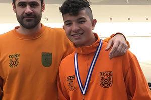 Ο Μύρων Κακουλάκης με τον προπονητή του