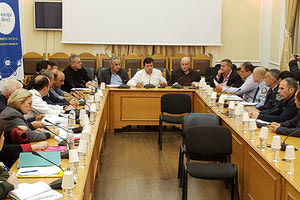 Από τη σύσκεψη στην Περιφέρεια