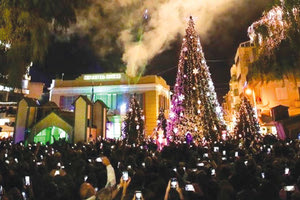 το Χριστουγεννιάτικο Κάστρο στην πλατεία Ελευθερίας