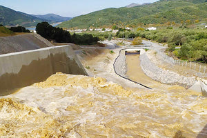 Η ενεργοποίηση της ροής του χειμάρρου του Χαυγά, που άρχισε ήδη να ενισχύει το φράγμα Αποσελέμη