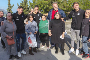 Οι παίκτες του ΟΦΗ χθες στο “Δικαίωμα στη Ζωή”