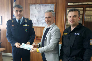 Συνάντηση με τον αστυνομικό διευθυντή Ηρακλείου Νίκο Σπυριδάκη και τον υποδιοικητή του Τμήματος Τροχαίας αστυνόμο β’ Στέλιο Καρακούδη είχε ο αντιδήμαρχος Τεχνικών Έργων Γιάννης Αναστασάκης.