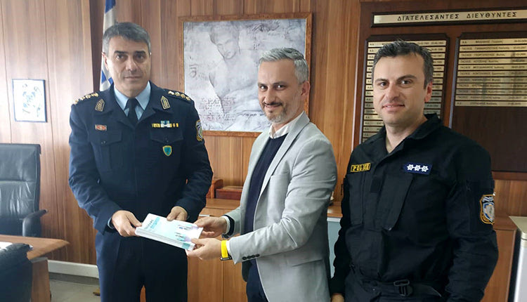 Συνάντηση με τον αστυνομικό διευθυντή Ηρακλείου Νίκο Σπυριδάκη και τον υποδιοικητή του Τμήματος Τροχαίας αστυνόμο β’ Στέλιο Καρακούδη είχε ο αντιδήμαρχος Τεχνικών Έργων Γιάννης Αναστασάκης.