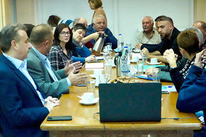 τεχνική σύσκεψη που έγινε για το στεγαστικό… αύριο των Γενικού Λυκείου και ΕΠΑΛ Κισσάμου μετά τον σεισμό