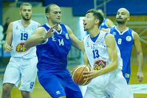 Ο Μηλαθιανάκης του «Ηράκλειο» σε φάση από το ματς με τον Κύδωνα