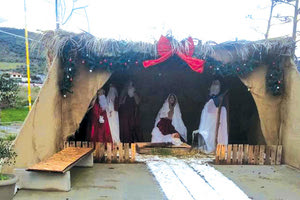 Έκλεψαν τα άχυρα από τη φάτνη!