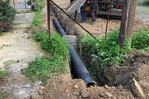 ΑΜΜΟΥΔΑΡΑ: Ψάχνουν λύση για το πρόβλημα των ομβρίων