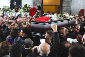 ΤΕΛΕΥΤΑΙΟ “ΑΝΤΙΟ” ΧΘΕΣ ΣΤΟΝ ΘΑΝΟ ΜΙΚΡΟΥΤΣΙΚΟ: Κατάφερε το σταυρωτό του νότου αστέρι σωρός να πέσει…