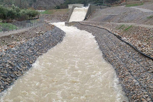 υπερχείλιση του φράγματος Αποσελέμη