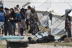 φιλοξενία μεταναστών