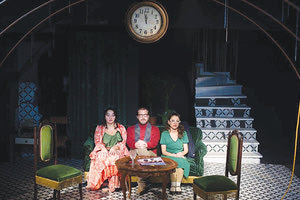 Οι πρωταγωνιστές της παράστασης «Το Καμ Μπακ»