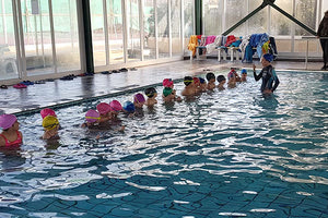 μαθήματα κολύμβησης των δημοτικών σχολείων