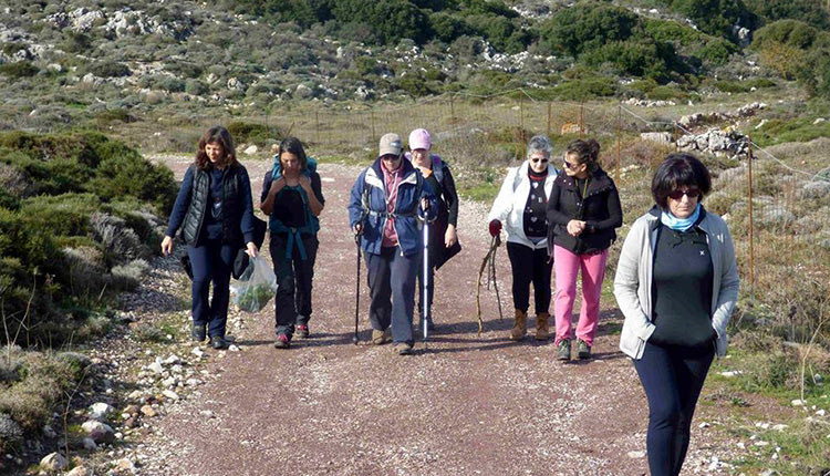 Στο Κέντρο Ενημέρωσης και Φιλοξενίας του Γεωπάρκου Σητείας στο Καρύδι επισκέφτηκε και φιλοξενήθηκε το τμήμα Συνοδού Βουνού του ΔΙΕΚ Σητείας