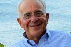 ο γνωστός οδοντίατρος Φίλιππος Λαμπρινός, αδελφός του δημάρχου Ηρακλείου, έφυγε από τη ζωή