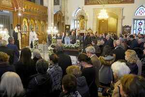 Από την κηδεία του Φ. Λαμπρινού στον Άγιο Τίτο