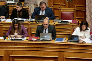 στη Βουλή νομοσχέδιο εκπαίδευσης