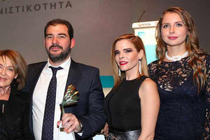 Χώρισαν φιλικά τα αδέλφια Καράτζη