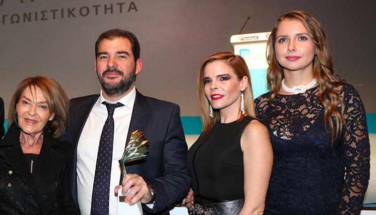 Χώρισαν φιλικά τα αδέλφια Καράτζη