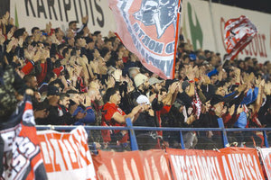 οπαδοί του Ολυμπιακού στο Ηράκλειο