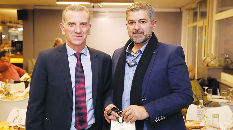Ο κ. Λεκάκης με τον τυχερό κ. Τραχαλάκη