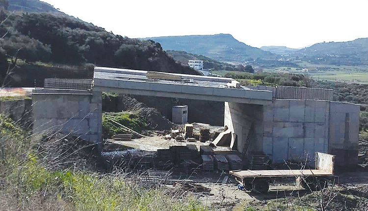 τεχνικά έργα για την παράκαμψη Αρκαλοχωρίου