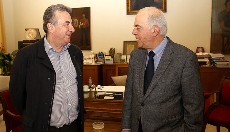 Αρναουτάκης και Λαμπρινός