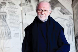 Έφυγε ο σχεδιαστής μόδας Γιάννης Τσεκλένης