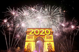 ΥΠΟΔΟΧΗ ΤΟΥ 2020: Φωτεινό καλωσόρισμα μιας… άριστης χρονιάς!