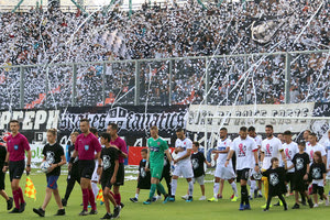 Ο κόσμος του ΟΦΗ