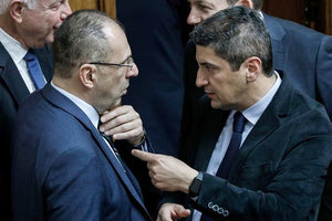 Ο κ. Αυγενάκης στις συζητήσεις με τους ανθρώπους της UEFA και της FIFA