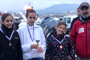 Στιγμιότυπα απο τις απονομές στον αγώνα κυπέλλου Γαζίου