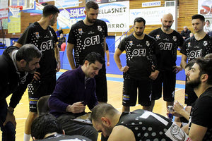 Ο τεχνικός του ΟΦΗ Βασίλης Ράλλης