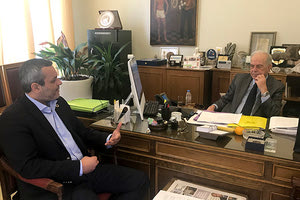 Με το Δήμαρχο Ηρακλείου Βασίλη Λαμπρινό, συναντήθηκε χθες ο βουλευτής ΣΥΡΙΖΑ Ηρακλείου Χάρης Μαμουλάκης