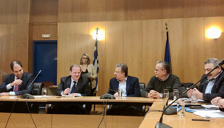 Από τη σύσκεψη για τον Βόρειο Οδικό Άξονα στο Υπουργείο