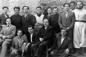 Η φωτογραφία της ημέρας: ΝΕΑΠΟΛΗ, ΑΠΡΙΛΙΟΣ του 1942. Φυλακισθέντες αγωνιστές