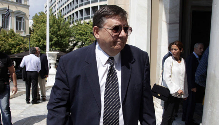 O πρώην πρόεδρος του ΛΑΟΣ Γιώργος Καρατζαφέρης