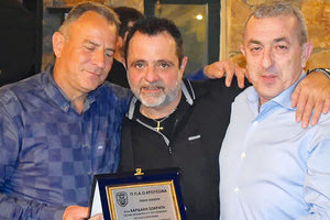Η διοίκηση του ΠΑΟΚ τίμησε τον βουλευτή Σωκράτη Βαρδάκη