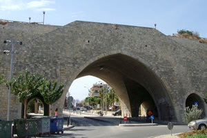 τα ενετικά τείχη στο Κομμένο Μπεντένι