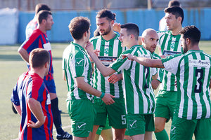 Οι παίκτες του ΠΟΑ πανηγυρίζουν