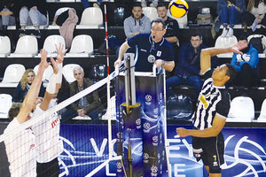 η ομάδα βόλεϊ του ΟΦΗ στο ματς με τον τρίτο ΠΑΟΚ