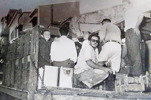 Η φωτογραφία της ημέρας: Φορτηγό και λεωφορείο “Στουτεμπάκερ” (δεκαετίας 1950) εκτελούσε το δρομολόγιο Φόδελε - Ηράκλειο