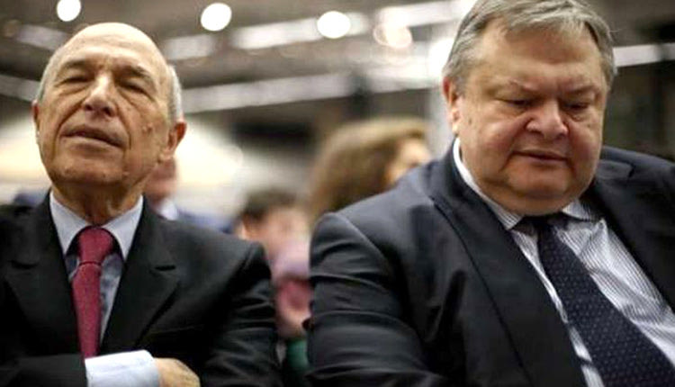 Με τον Ευάγγελο Βενιζέλο  ο Κώστας Σημίτης