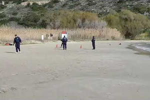 Αναζητούν τον… σφαγέα του 23χρονου την περιοχή των καλαμιών, στην παραλία του Αλμυρού, στον Άγιο Νικόλαο