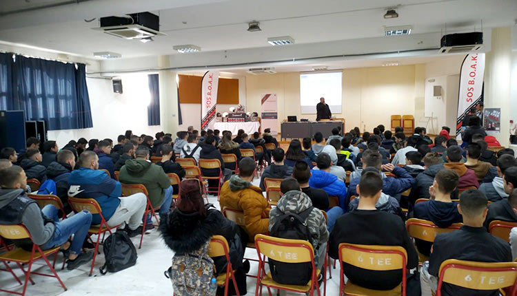 δράση ενημέρωσης των μαθητών του 6ου ΕΠΑΛ Ηρακλείου στο κρίσιμο ζήτημα της σωστής οδηγητικής συμπεριφοράς