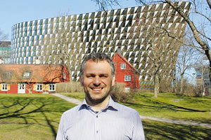 Ο δρ. Θεόδωρος Φουκάκης