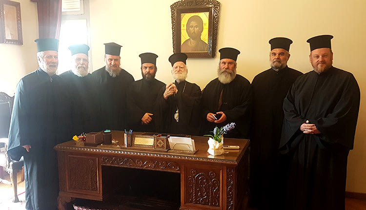 Από τη συνάντηση με τον Αρχιεπίσκοπο Κρήτης κ.κ. Ειρηναίο